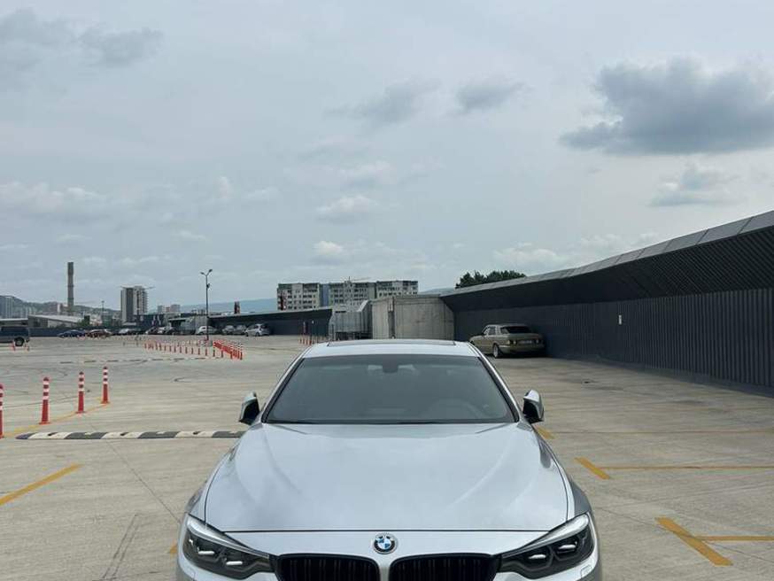 BMW 428