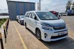 Toyota
Alphard